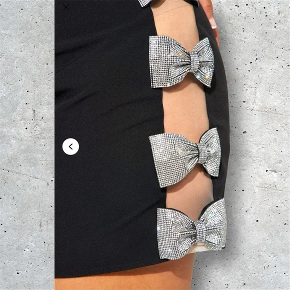 😘 Fashion Nova Bow Embellished Black Strapless Mini Dress 😘 - Picture 7 of 10